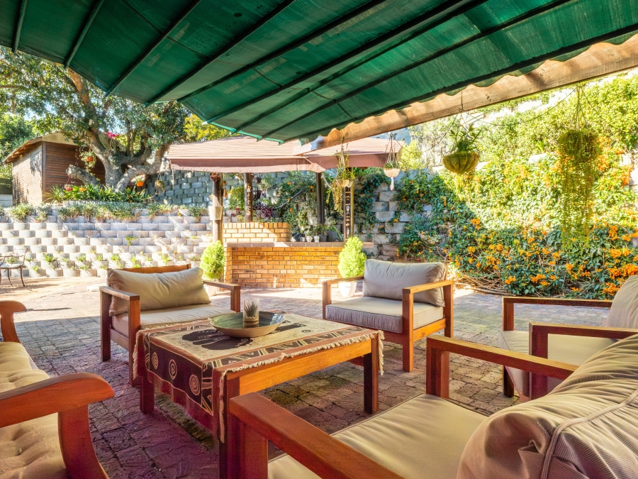 6 Bedroom Property for Sale in The Village Western Cape
